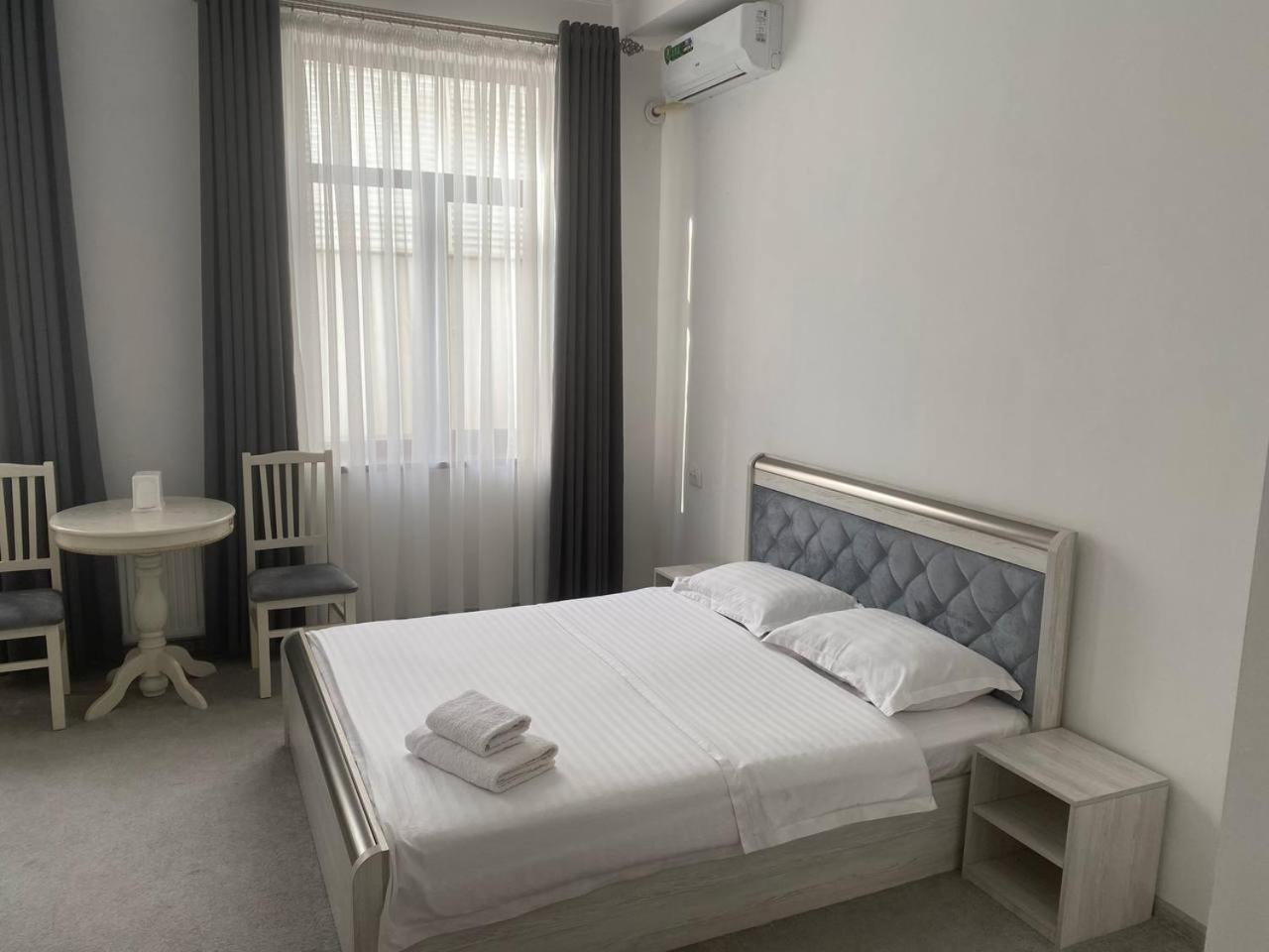 Baxrama Hotel Tasjkent Exteriör bild
