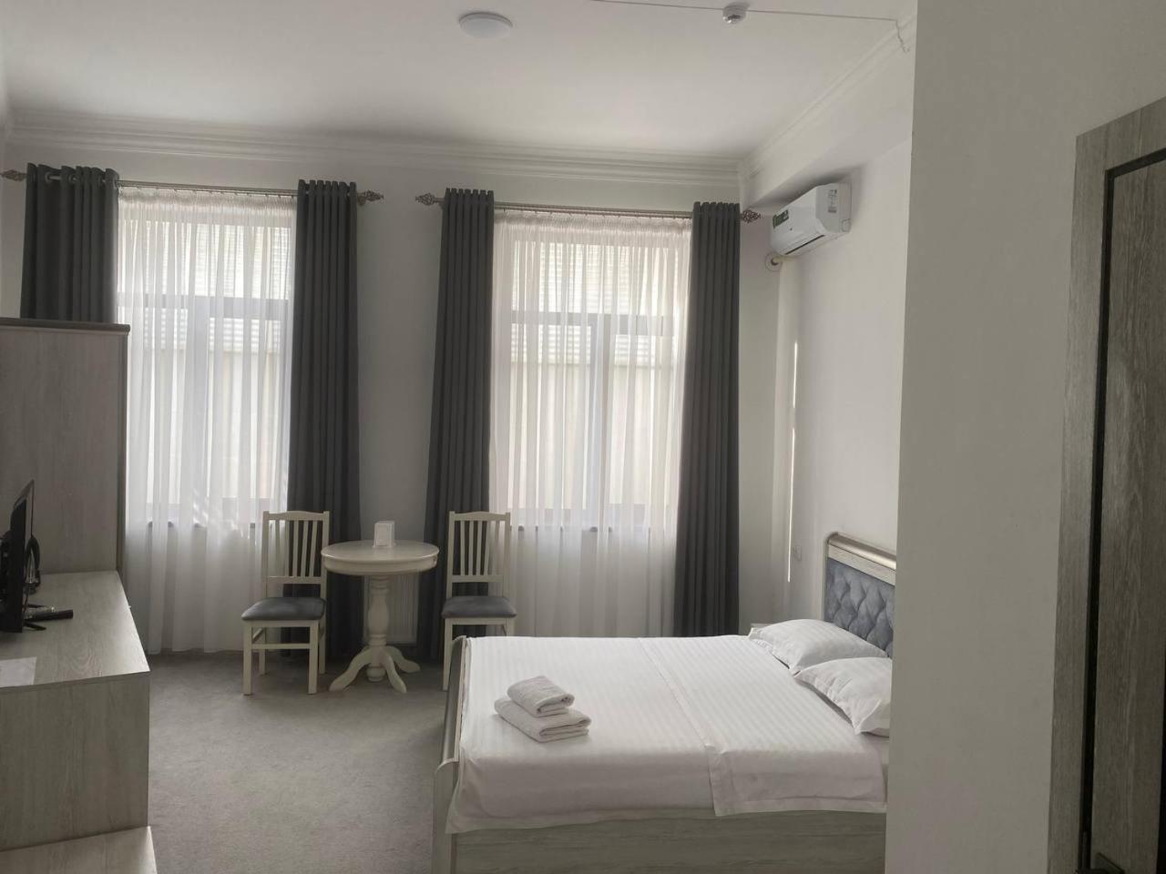 Baxrama Hotel Tasjkent Exteriör bild